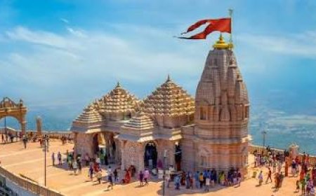 પાવાગઢ મહાકાળી માતાનો ઇતિહાસ